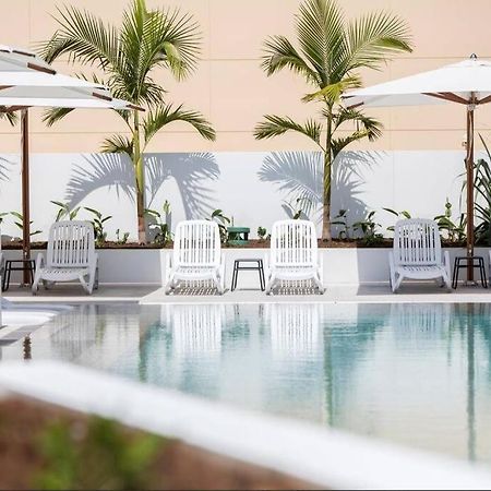 Modern 1 Brm Apartment With Pool Close To Beach Guldkusten Exteriör bild